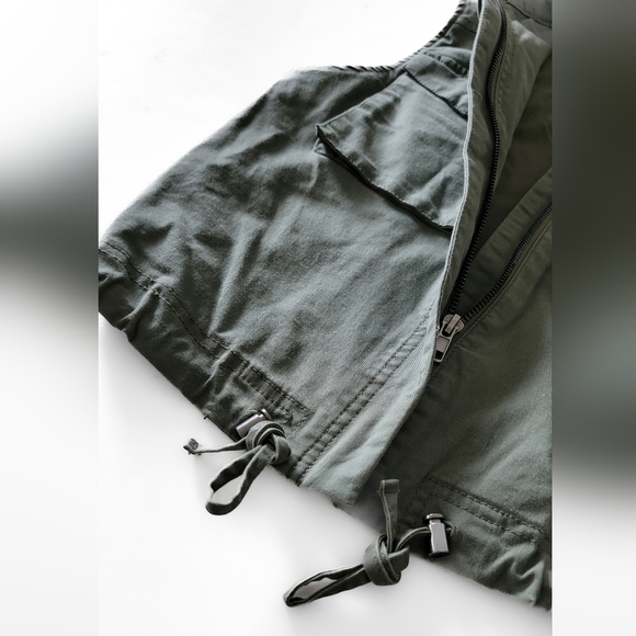 Green Utility Vest XS - Picture 7 of 8
